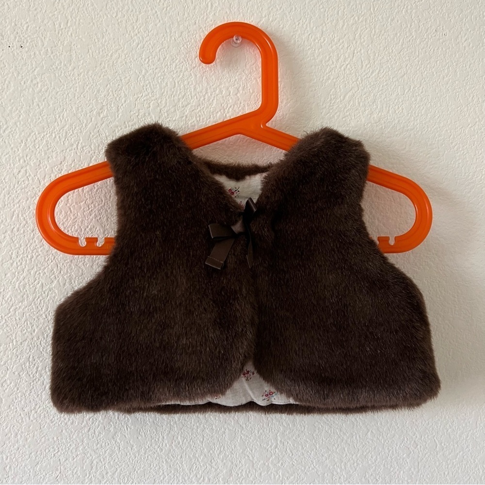 Baby Gap Chocolate Brown Faux Fur Sleeveless Vest With Bow Detail SZ 0-6 Months